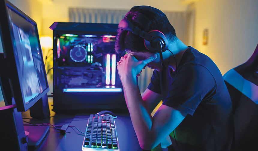 Görüş: Dijitale bağımlı, üretmekten uzak sürekli tüketen bir gençlik türüyor