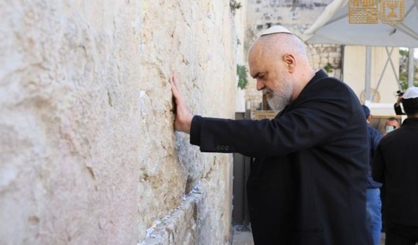 Balkanlar’da bir ihanet portresi: Arnavutluk Başbakanı Rama'nın İsrail aşkı!