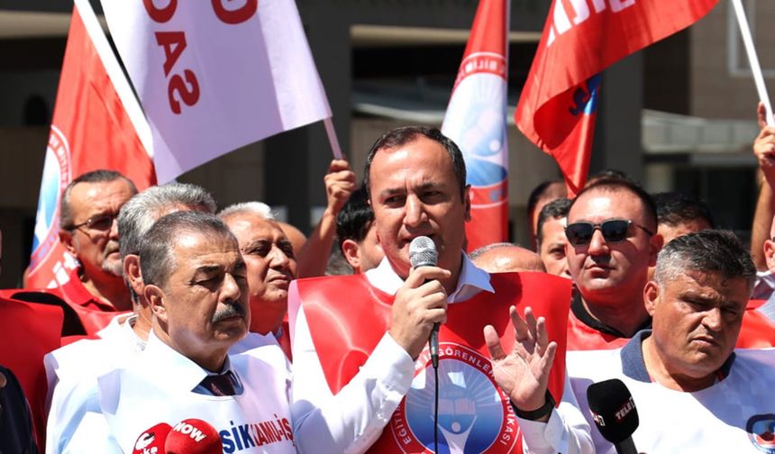 Bu milletin değerleri size niye batıyor?