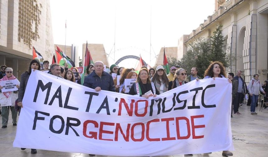 İsrail'in katıldığı Eurovision'a baskı sürüyor: Malta'da sanatçılar yürüdü