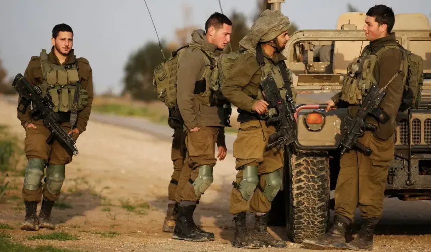 Elin gavuru Fransa'da Yahudi çifte vatandaşlara tutuklama! Türkiye'nin utanç vesikası