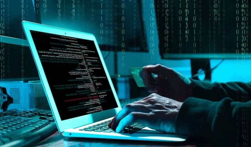 Fransa Eğitim Bakanlığında yaklaşık 243 bin kişinin verileri sızdırıldı