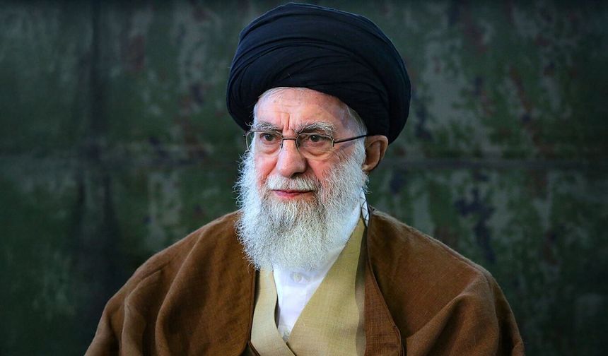İran Dini Lideri Ayetullah Ali Hamaney öldürüldü!