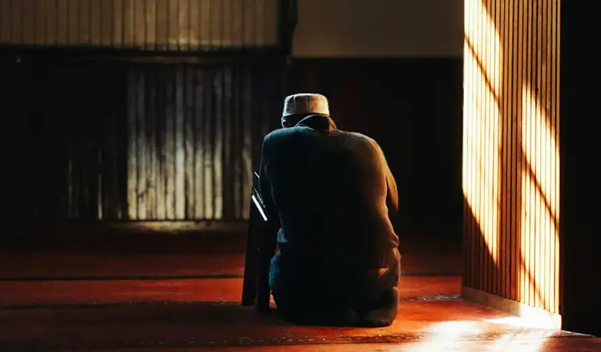 Aşkı kim anlar, kiminle söyleşelim?