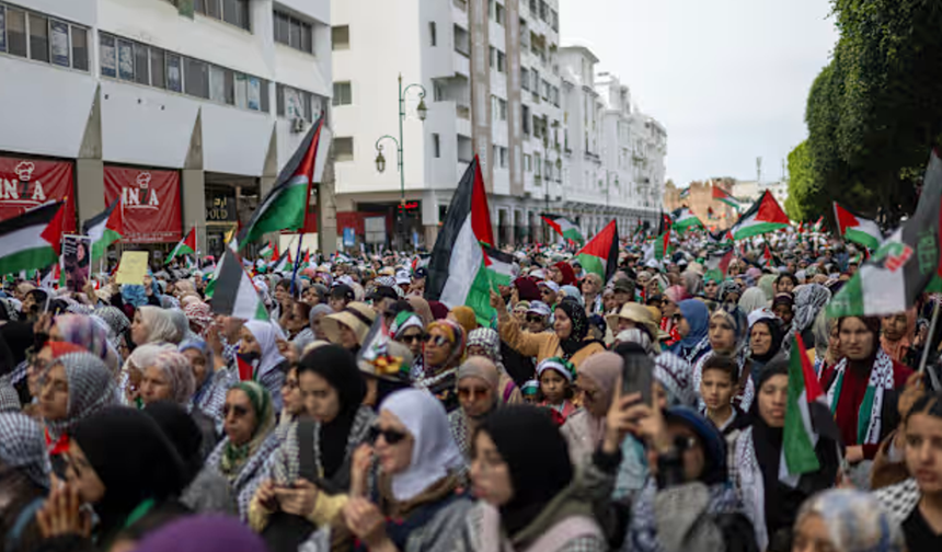 Fas'ın birçok kentinde Mescid-i Aksa'nın kapatılmasına protestolar düzenlendi