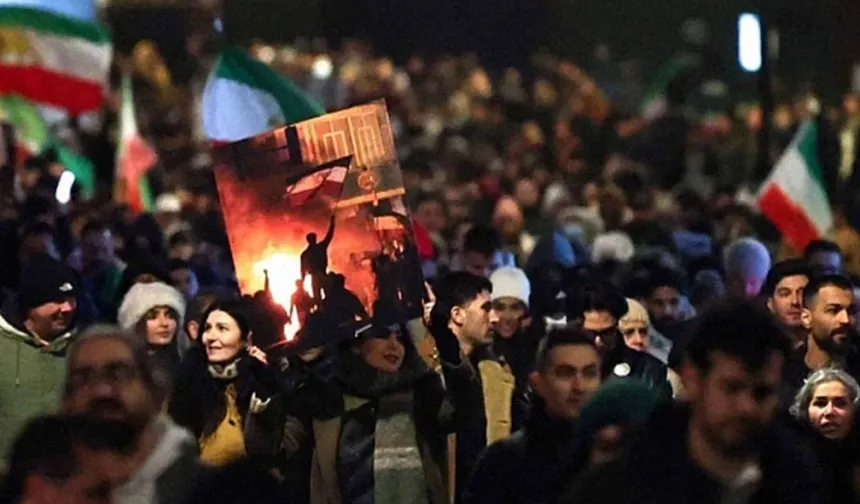 NYT: 'Rejimi devirme planı rafa kalktı'