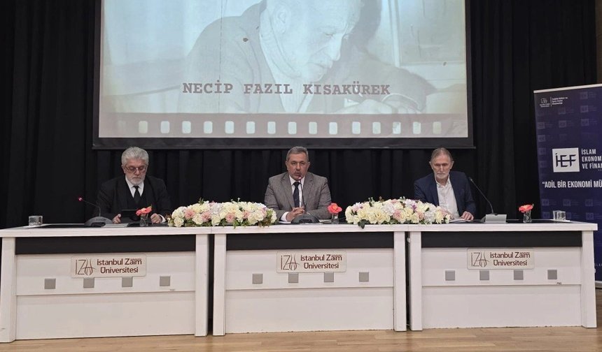 "Necip Fazıl ve Gençlik" programı İZÜ’de yapıldı