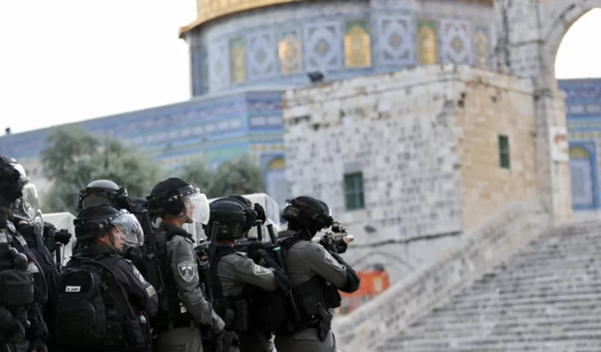 Filistin: 'Aksa baskınlarının uzatılması kasıtlı bir gerilim stratejisidir!'