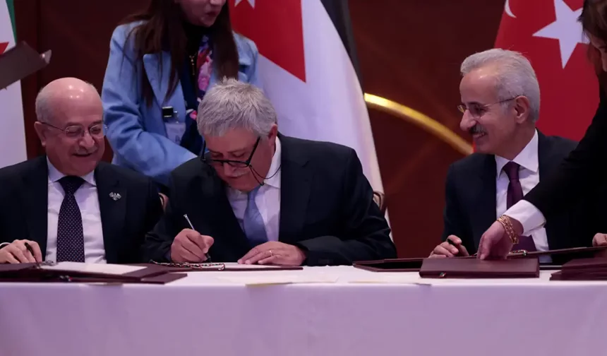 Türkiye, Ürdün ve Suriye arasında ulaştırma işbirliği mutabakatı imzalandı