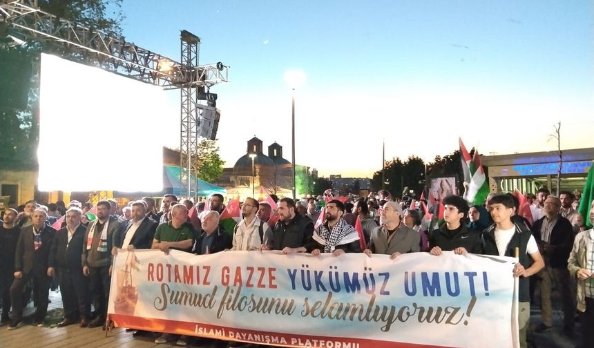 Sumud Filosuna yapılan saldırı Üsküdar’da protesto edildi