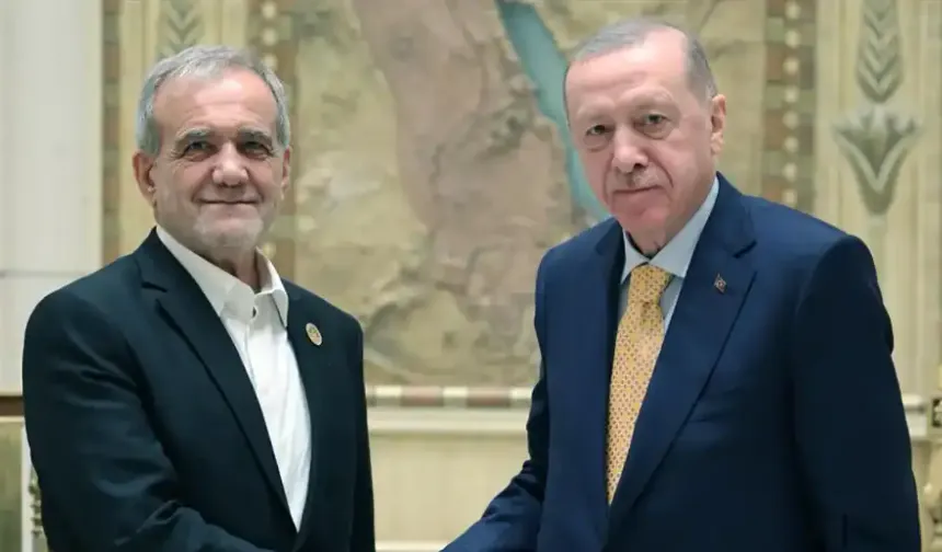 Cumhurbaşkanı Erdoğan, Pezeşkiyan'la görüştü