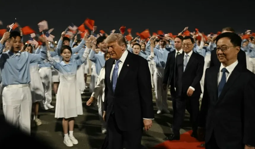 Trump'ın Pekin mesaisi başladı