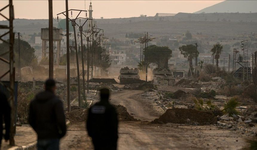 Terörist İsrail, Suriye'nin güneyinde iki kişiyi katletti