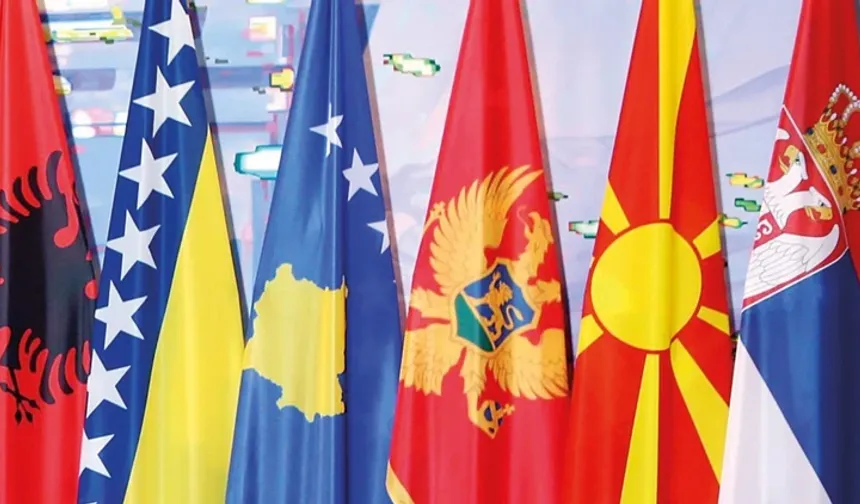 AB gözünü Balkanlara dikti