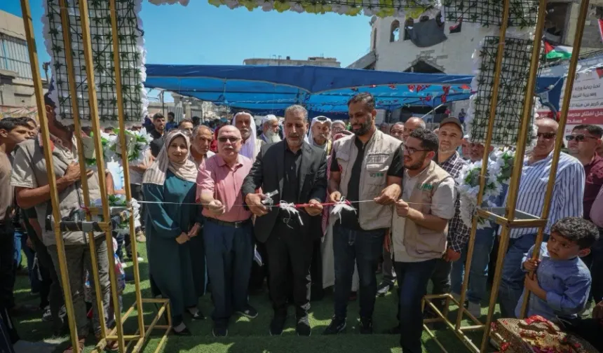 İHH, Gazze’de ikinci sahra okulunu eğitime açtı