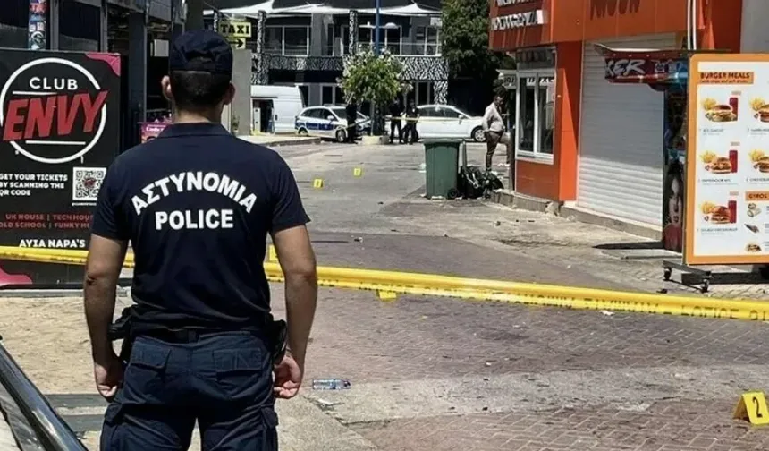 Yahudiler Güney Kıbrıs'ta terör estiriyor