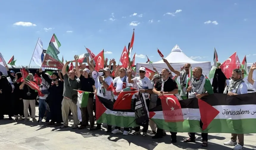 Bosna Hersek'ten hareket eden 'Filistin Konvoyu' Sakarya'ya ulaştı