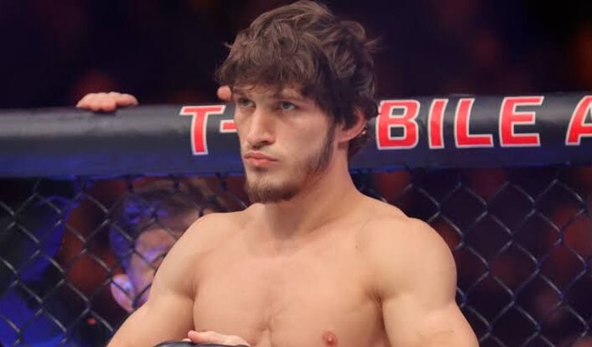 UFC dövüşçüsü Evloev: Müslümanlar katlediliyor, İslam suçlanıyor