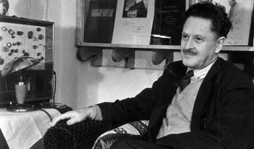 Türk’ün ruhuna yabancı bir taklitçi şair: Nazım Hikmet