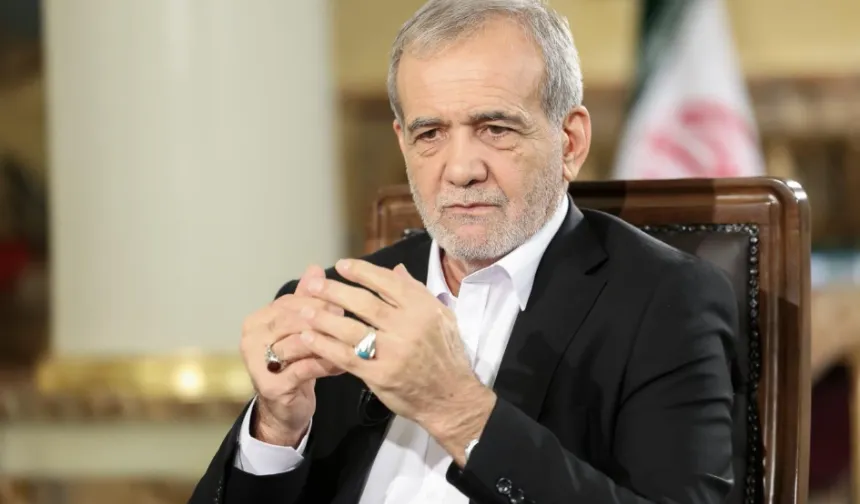 Pezeşkiyan’dan Mekke Savunma Anlaşması’na destek