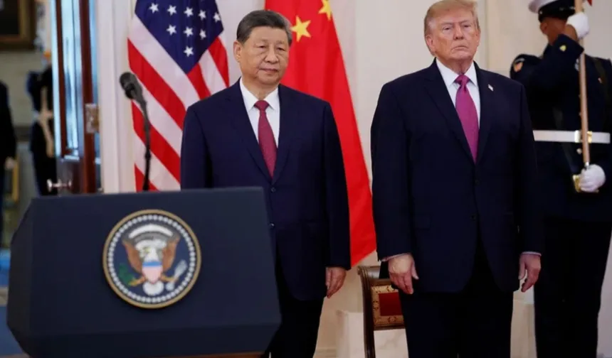 Trump ile Şi Beyaz Saray'da masaya oturdu