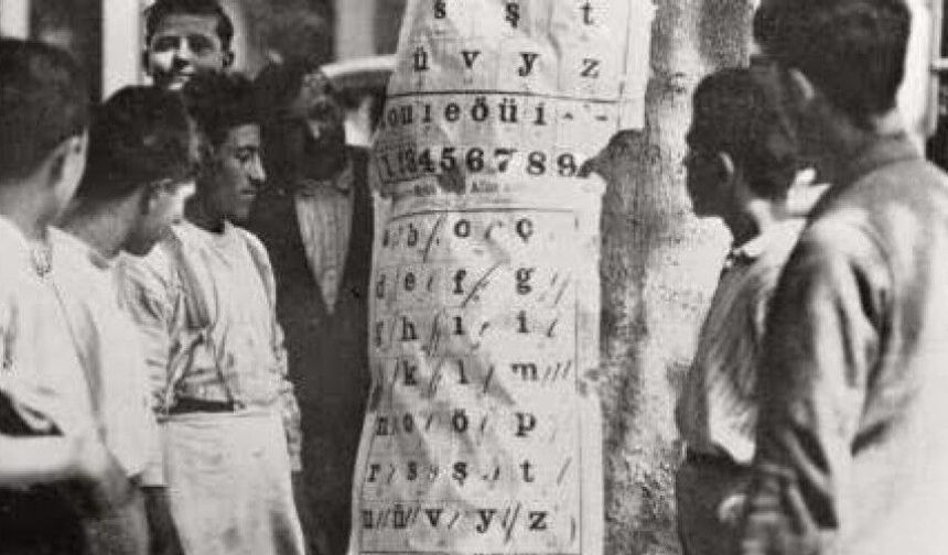 Tarihte bugün: Kemalist rejimin dil tasfiyesi
