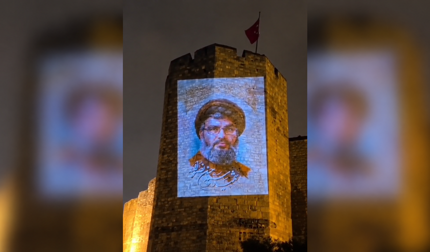 Edirnekapı'da yüz binlerce Suriyelinin katili Nasrallah'ın posteri yansıtıldı