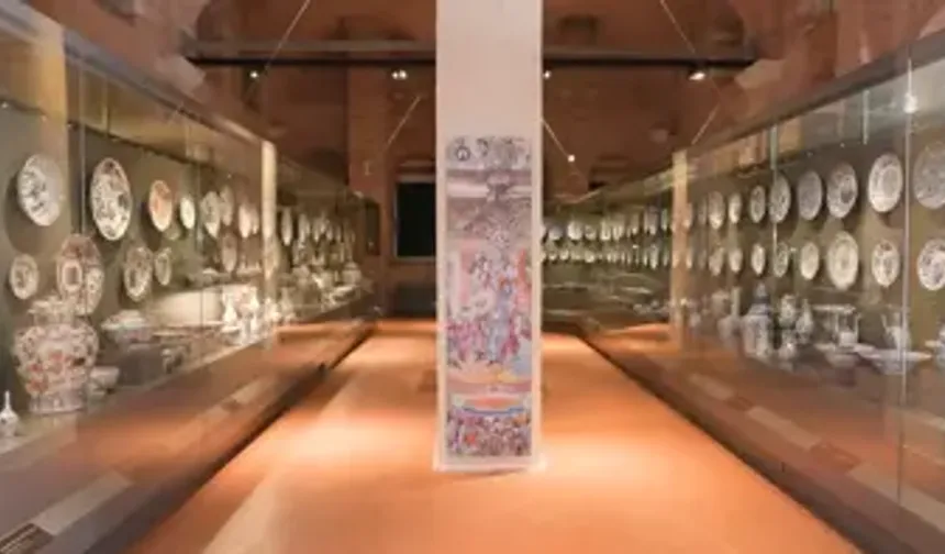 Topkapı Sarayı’nda 10 bin 500 tarihî eser ziyarete açıldı