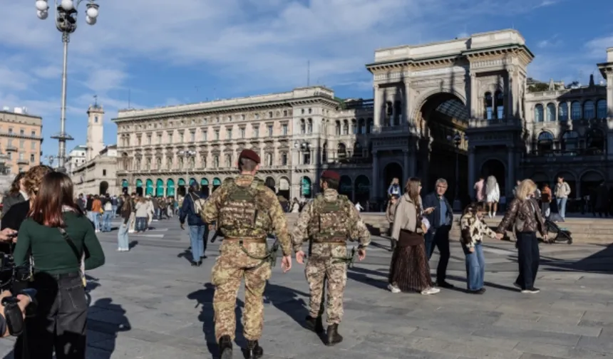 Paris'ten sonra Milano da karıştı, asker sahada