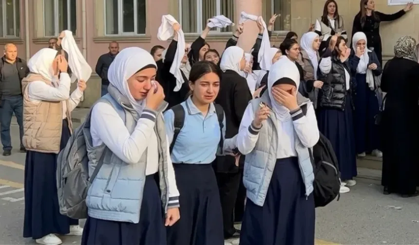ÖNDER'den başörtü yasaklarına tepki